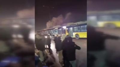 Ba�ak�ehir'de 3 �ETT otob�s� kazaya kar��t�! �ok say�da yaral� var