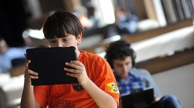�ocuklara internet s�n�rlamas� teklifi! 