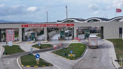 Kara s�n�r kap�lar�ndan giri�-��k�� yapan ara� say�s� 47,1 milyon oldu