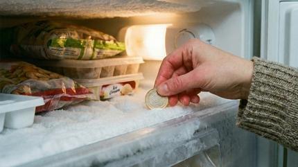 Bu y�ntemi duyan �a��r�yor! E�er buzdolab�na 1 TL madeni para koyarsan�z�