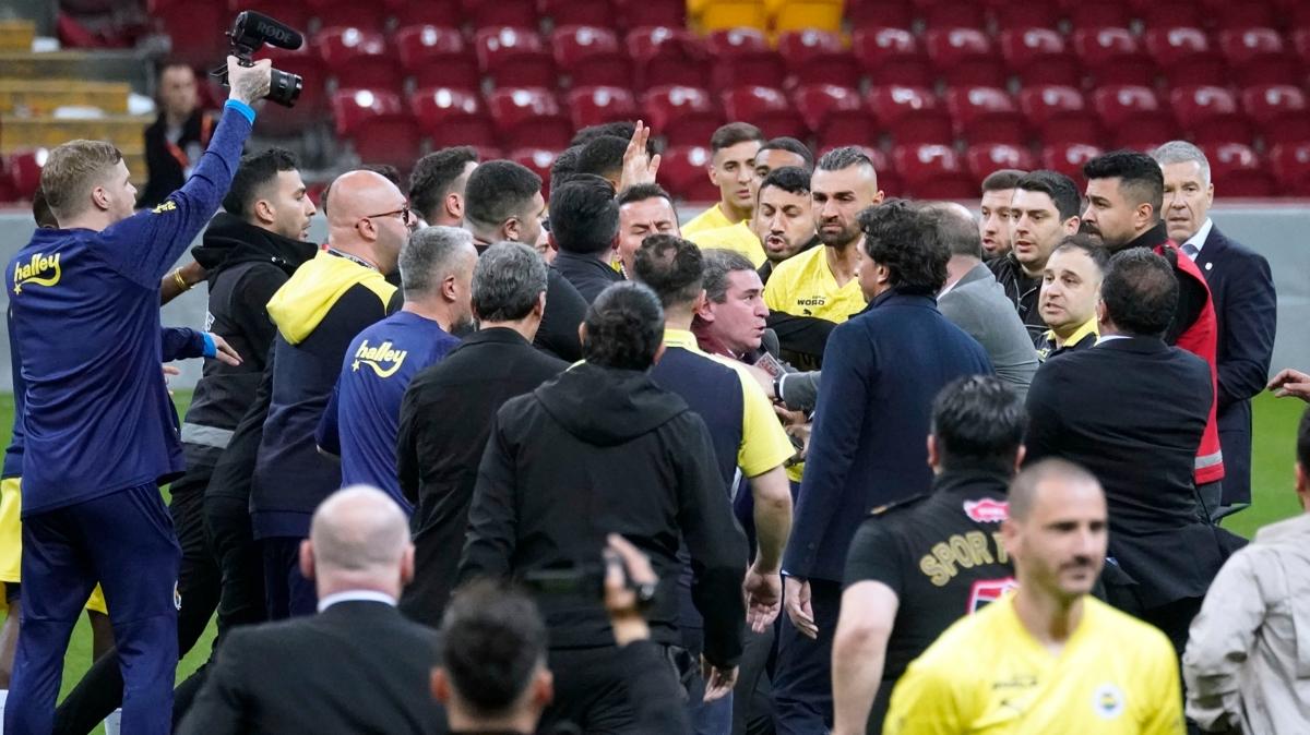 galatasaray fenerbah�e s�per lig derbi foto�raflar� resimleri