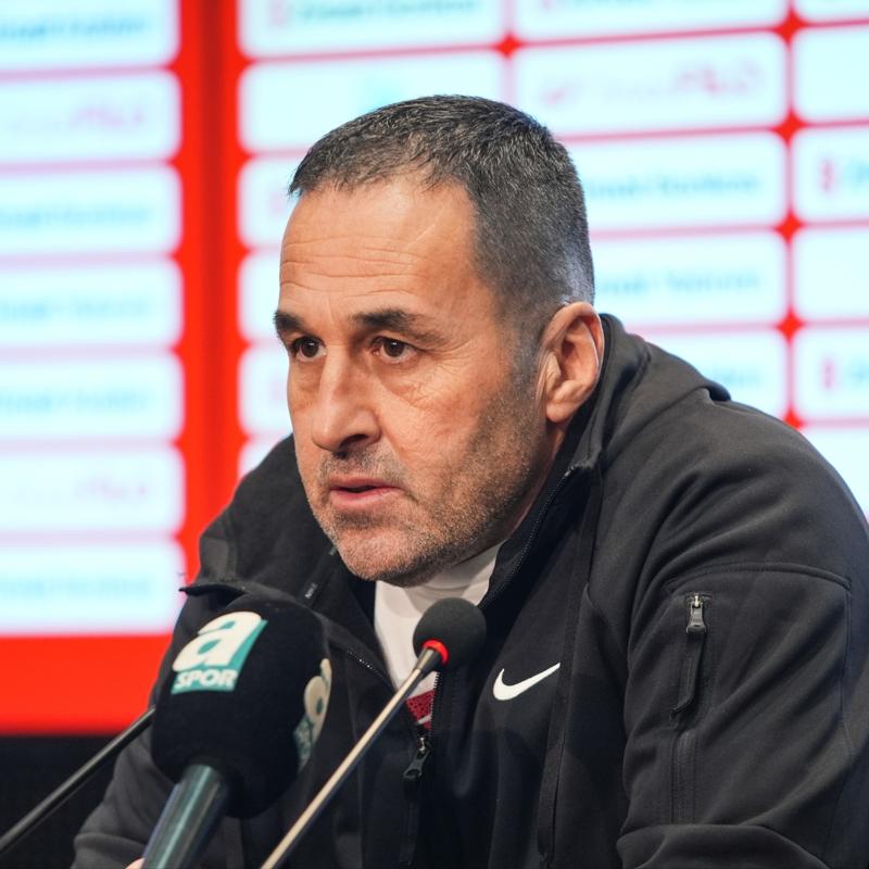 Yal��n Ko�ukavak: Be�ikta�'ta kalitesi y�ksek oyuncular var