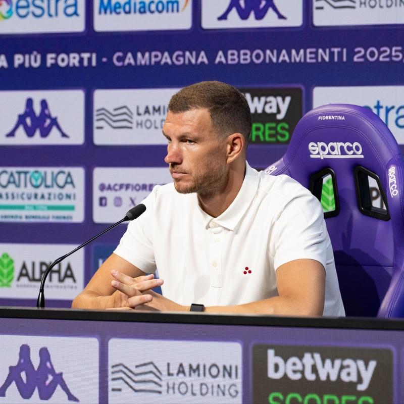 Edin Dzeko imzay� at�yor! ��te yeni dura��...