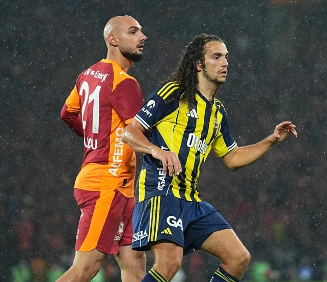 Galatasaray ve Fenerbah�e'ye PFDK'dan para cezas�
