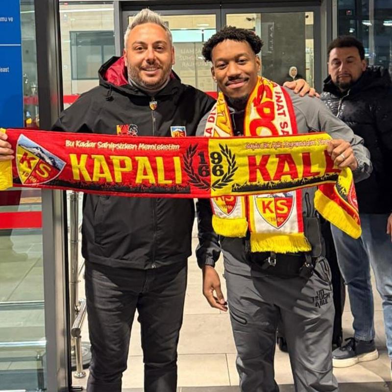 Kayserispor'dan a��klama! Yeni transfer �ehirden izinsiz ayr�ld�