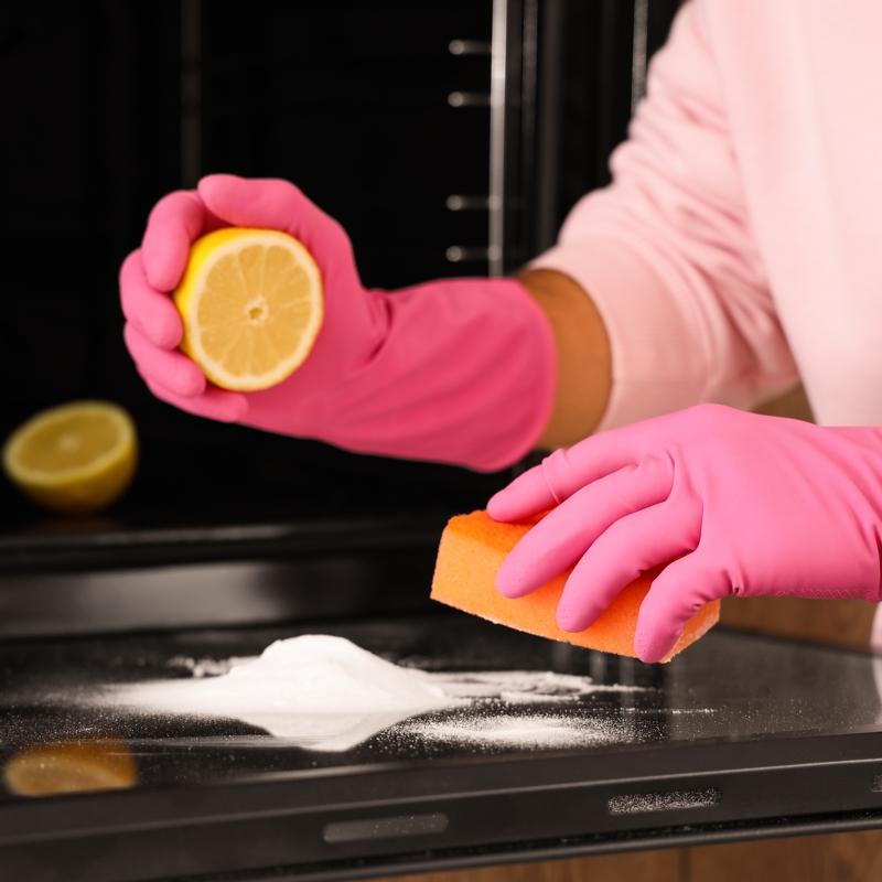 So�an, sar�msak izi kalm�yor: Evdeki yemek kokusu nas�l ge�er?