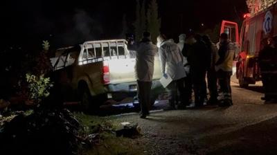 Antalya'da korkun� ihbar! Ara�ta yanm�� halde bulundu