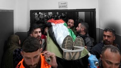 Katil ordu ta�tan korktu: 14 ya��ndaki Filistinli �ocu�u namaz ��k��� �ehit etti