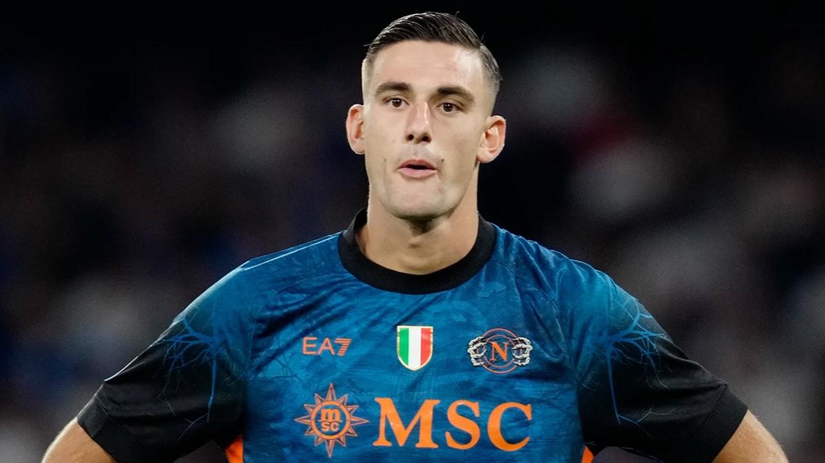 lorenzo lucca napoli be�ikta� transfer foto�raflar� resimleri