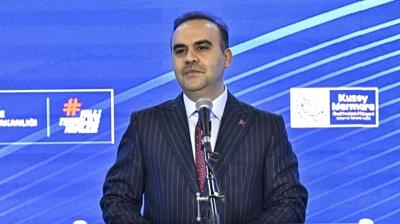 Bakan Kac�r'dan T�B�TAK bilim merkezlerine davet