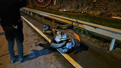 �i�li'de motosiklet kazas�... S�r�c� hayat�n� kaybetti