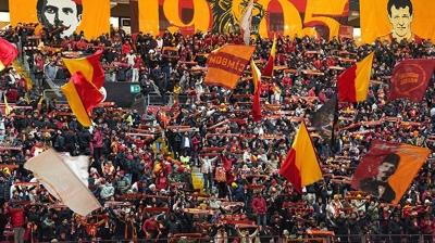 Trib�nlerden tepki! Galatasaray'da 'Y�netim istifa' sesleri