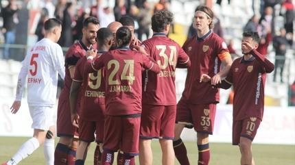 Band�rmaspor, Pendikspor'u farkl� yendi