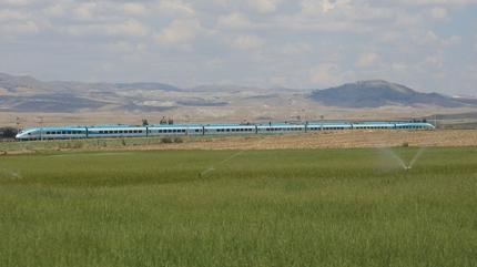 Demir yoluna aslan pay�! T�rkiye s�reci h�zland�rd�