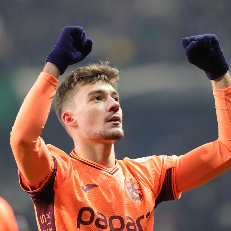 F�rt�na geri d�nd�! Kocaeli'de Ernest Mu�i sahnede