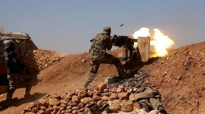 Deyrizor'da a�iretler ayakland�! O b�lge YPG'den kurtar�ld�