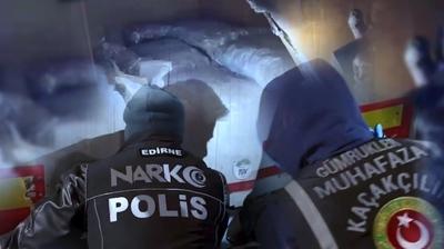 Uyu�turucu tacirlerine a��r darbe: Y�zlerce kilo uyu�turucu ele ge�irildi