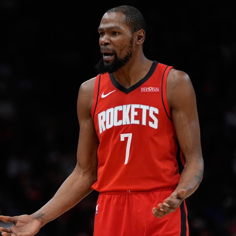 Kevin Durant'tan b�y�k ba�ar�! NBA'de en fazla say� atan 6. ismi oldu
