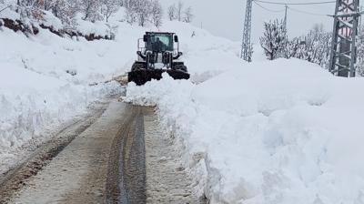 Hakkari-��rnak yolu ula��ma kapand�
