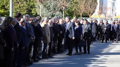 'Kaymakam' olarak gitti... �Vali' olarak geri d�nd�