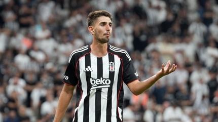 Be�ikta�'ta ayr�l�k! Demir Ege T�knaz, Portekiz yolcusu