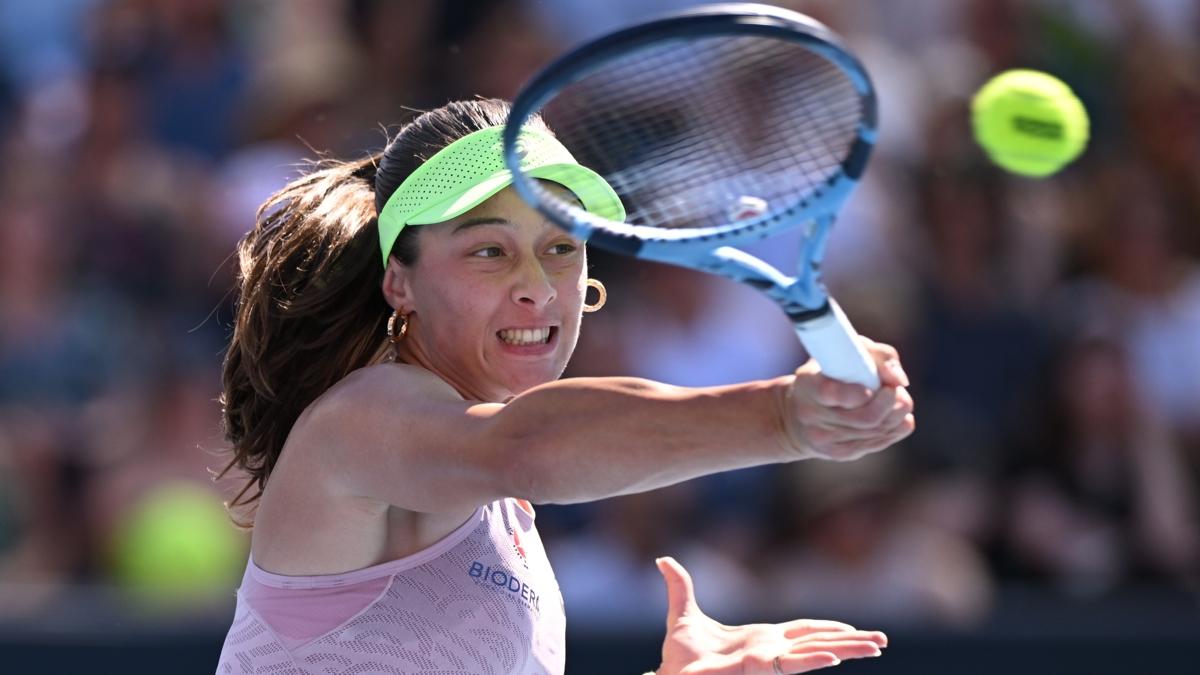 Zeynep S�nmez tenis spor foto�raflar� resimleri