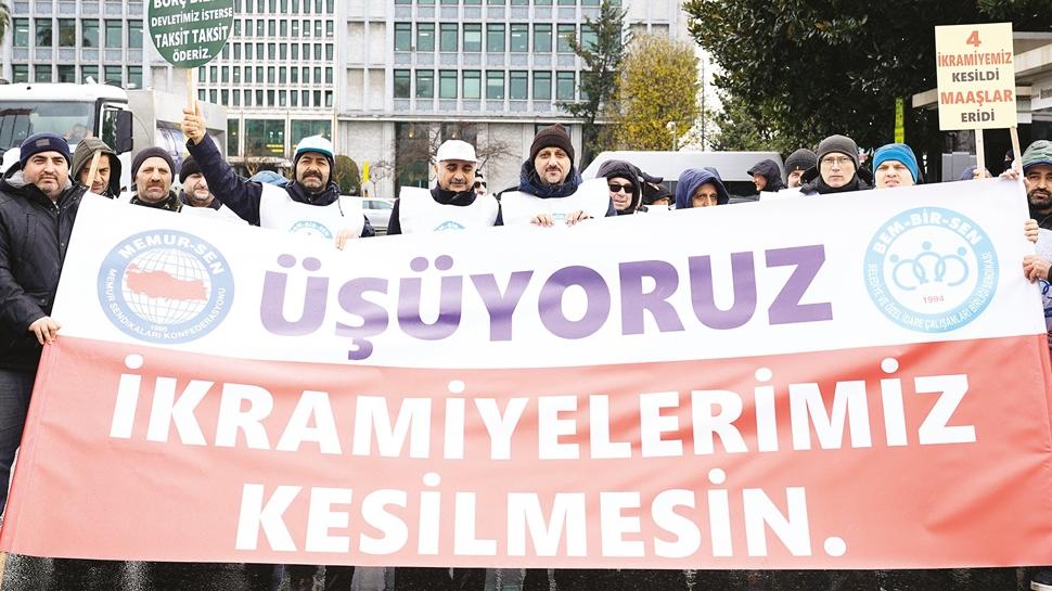 CHP'li �BB, i��ilerin 4 ikramiyesini kesti