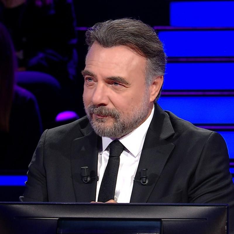 Milyoner'den ayr�ld� iddialar�na ate� p�sk�rd�!