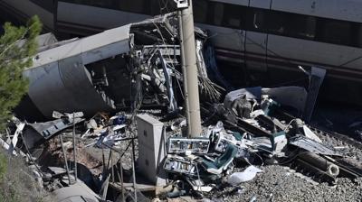 H�zl� tren kazas� �spanya'y� sarst�: �l� say�s� art�yor