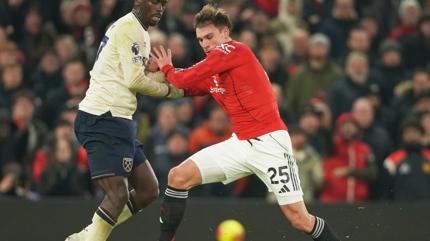 Manchester United, Ajax'�n Manuel Ugarte teklifini reddetti