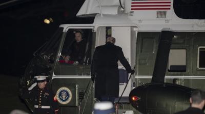 Davos i�in yola ��km��t�: ABD Ba�kan� Trump'�n u�a��nda ar�za