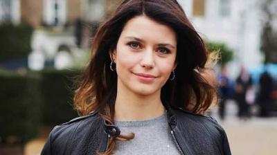 Resmen ikizini buldu: Beren Saat'e benzeyen fenomen, sosyal medyaya damga vurdu!