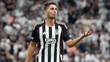 Be�ikta�'tan KAP geldi! Demir Ege T�knaz transferi a��kland�