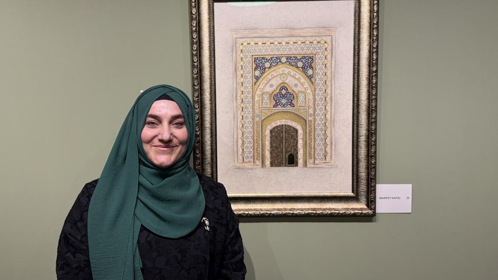 Tezhip ile y�zle�meye davet: �Bakt���n Kadar Vars�n� sergisi Dolmabah�e Resim M�zesi'nde a��ld�