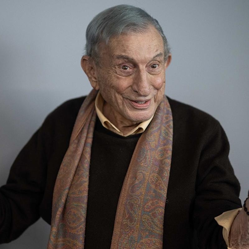 Babas� i� insan�, annesi pa�a k�z�... Hayat� Ye�il�am filmlerine ta� ��kar�r!