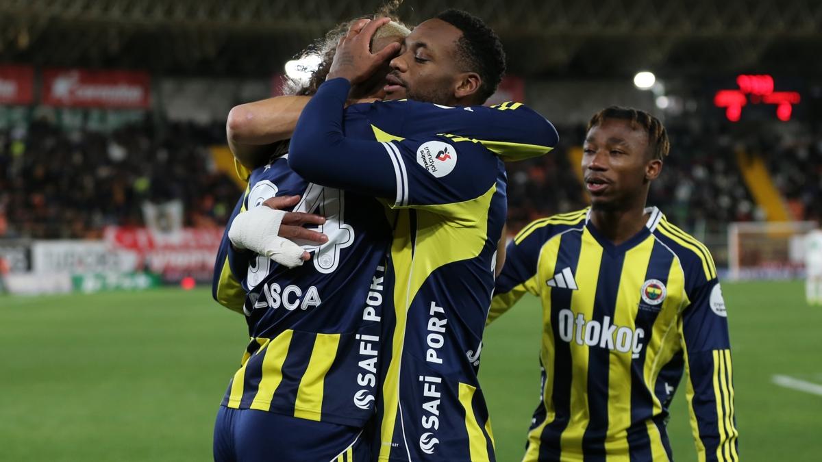 fenerbah�e aston villa avrupa ligi foto�raflar� resimleri