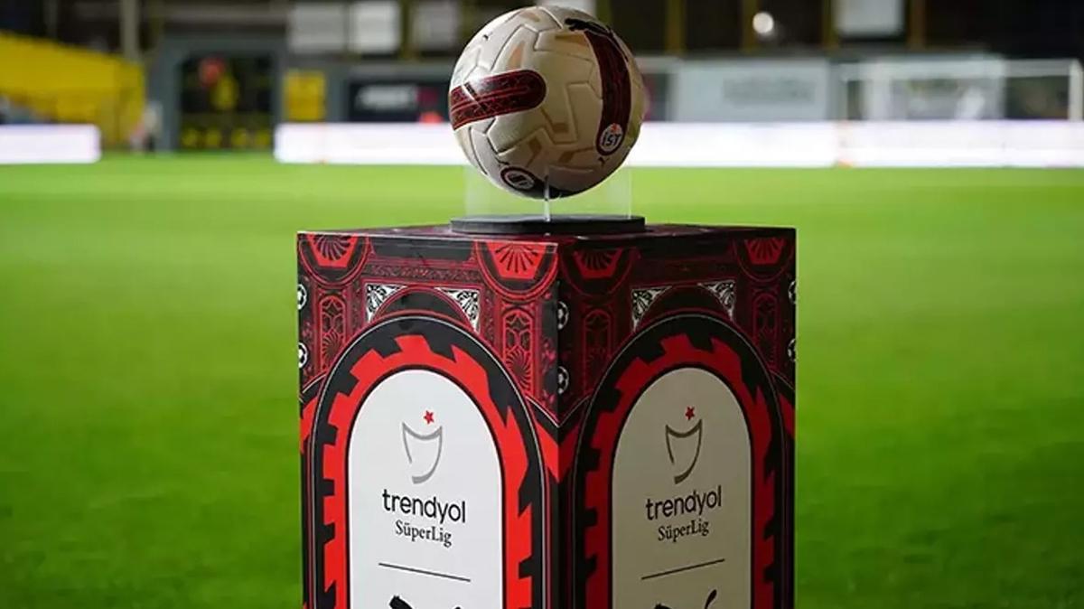 s�per lig futbol ma� foto�raflar� resimleri
