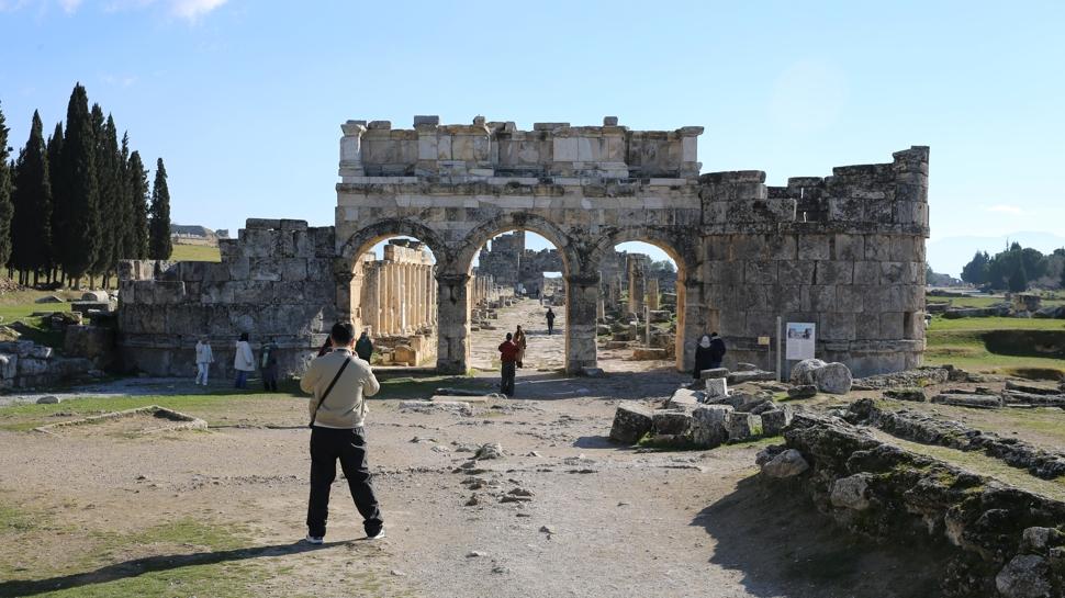 Yerli turistlerin yurt i�i seyahat harcamalar� y�zde 34,8 artt�