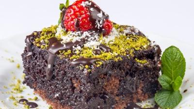 Islak kek tarifi: Sosunu çeken, yumuşacık ve tam kıvamında lezzet