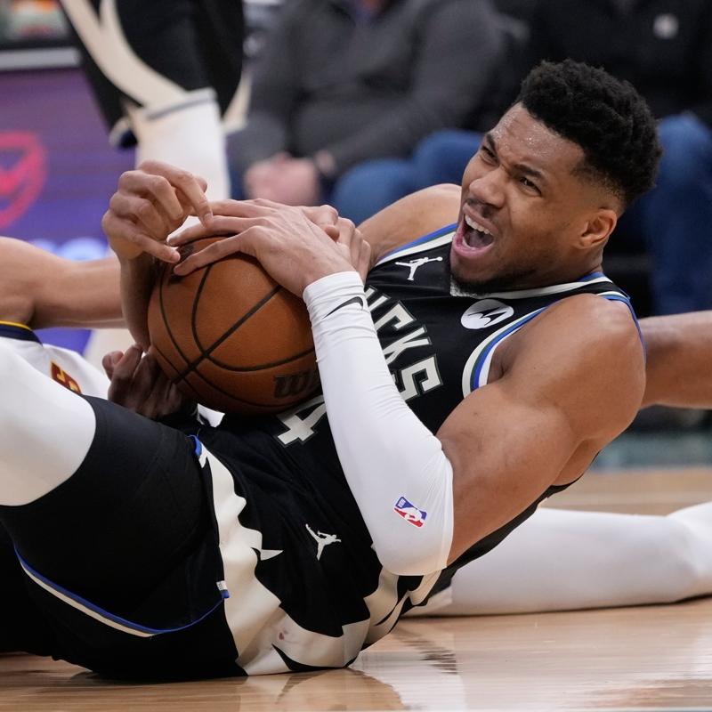 Giannis Antetokounmpo'dan k�t� haber! En az 1 ay yok