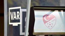 S�per Lig'de bug�nk� 3 ma��n VAR hakemleri a��kland�