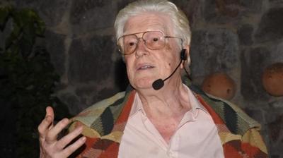 �zzet G�nay kimdir, ka� ya��nda? �zzet G�nay'�n oynad��� filmler neler?