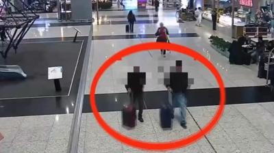 Kesin ba� cinayetinden yeni g�r�nt�ler... Havaliman�nda b�yle yakaland�lar