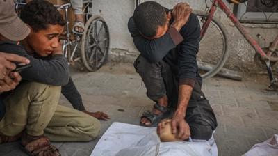 Soyk�r�mc� �srail'in, Gazze sald�r�lar�nda �ehit say�s� 71 bini a�t�