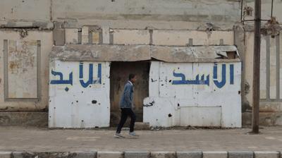 Suriyeliler devrim sevincinden mahrum kald�: YPG ya�ad���m�z en k�t� d�nemdi