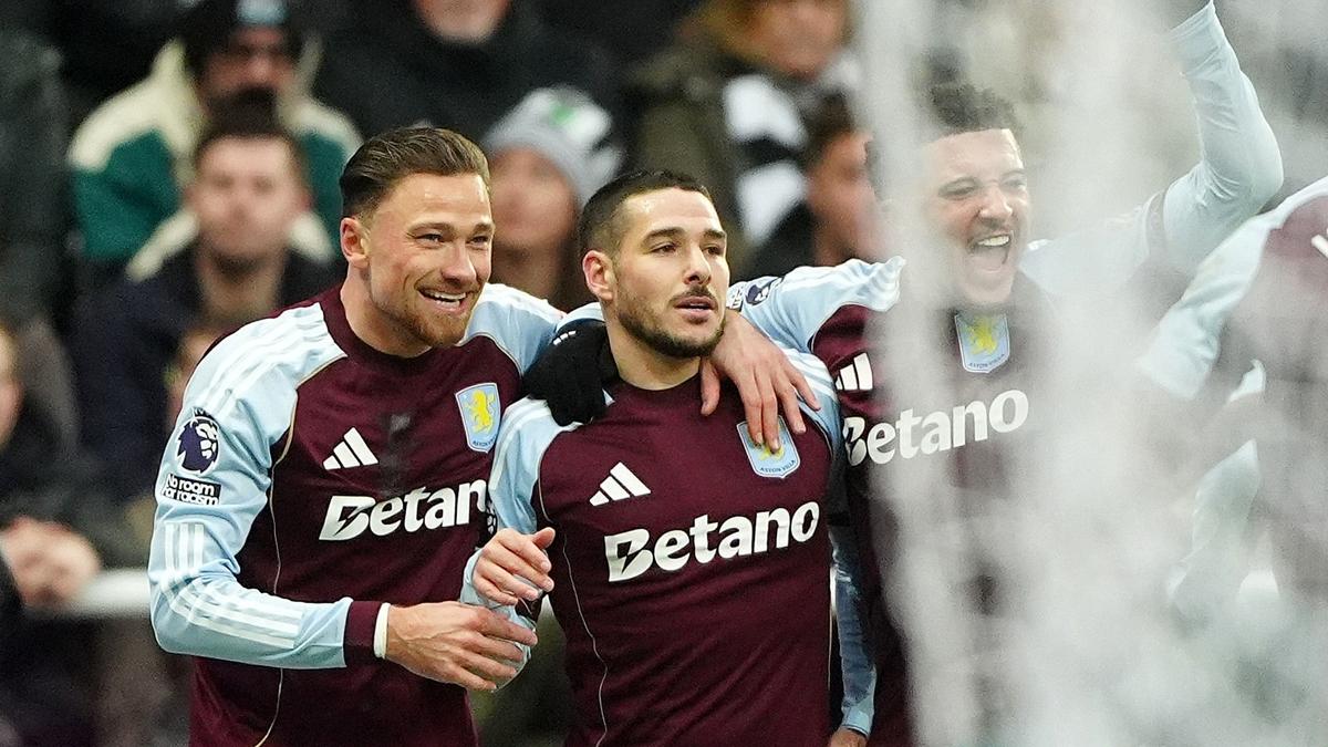 aston villa premier lig newcastle united foto�raflar� resimleri