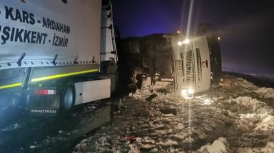 Sivas'ta zincirleme kaza: Yaral�lar var