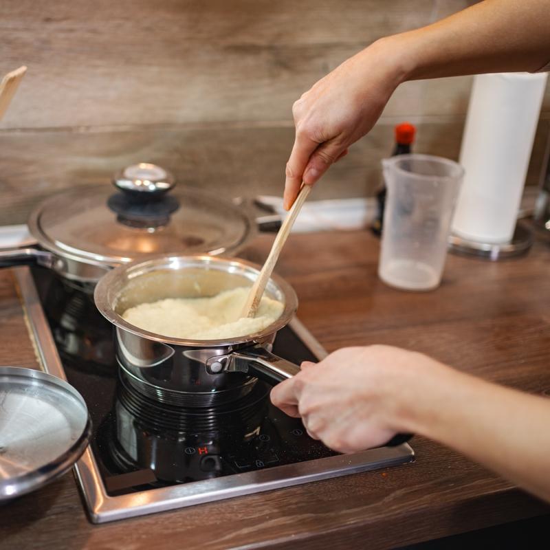 Be�amel sos tarifi! A���lar�n s�rr� s�t�n �l�k olmas�