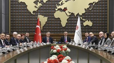 Bas�na devlet destekli kredi ve kefalet modeli! �mzalar at�ld�