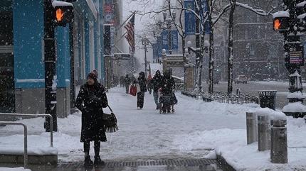 ABD'yi fel� eden kar f�rt�nas�: Can kayb� 30'a y�kseldi